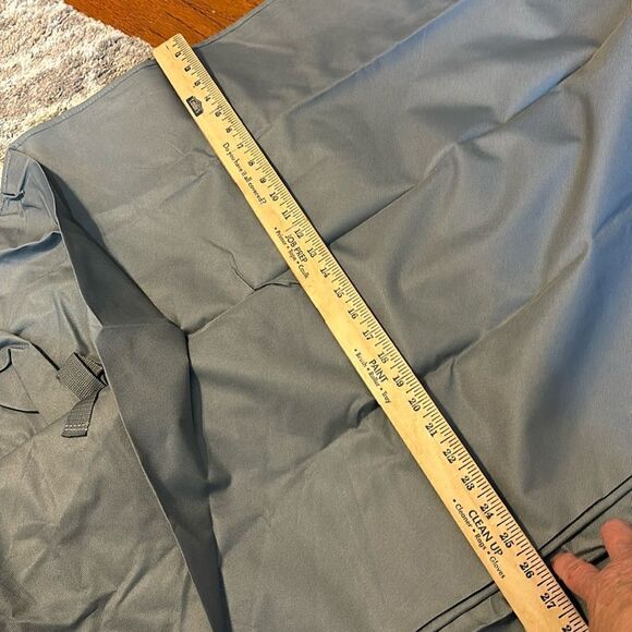 Grillman Premium Gray Grill Cover. See all photos - Picture 9 of 10